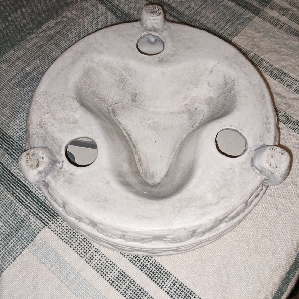 Elegant Round Footed Pedestal Riser Cement-look Moulded Gallery Pillar Neutral - Picture 4 of 4